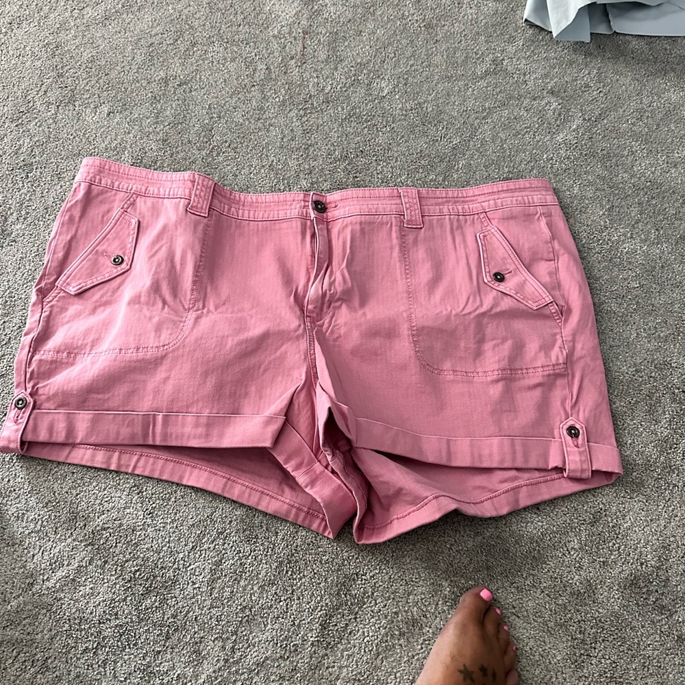 Torrid Pink Women's Cargo Shorts